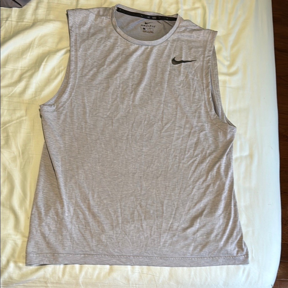 Nike Men's Gray Sleeveless Shirt